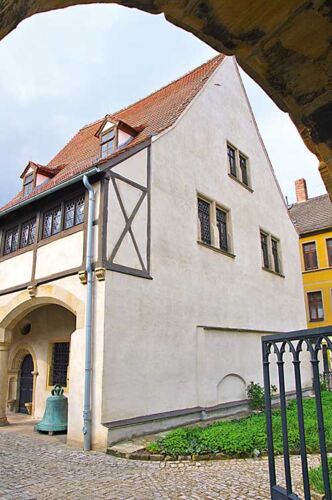 Das Geburtshaus  in Eisleben. Bereits Ende des 17. Jahrhunderts wurde hier ein Museum für Lutherpilger eingerichtet.