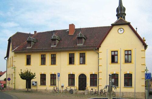 Rathaus, Hecklingen